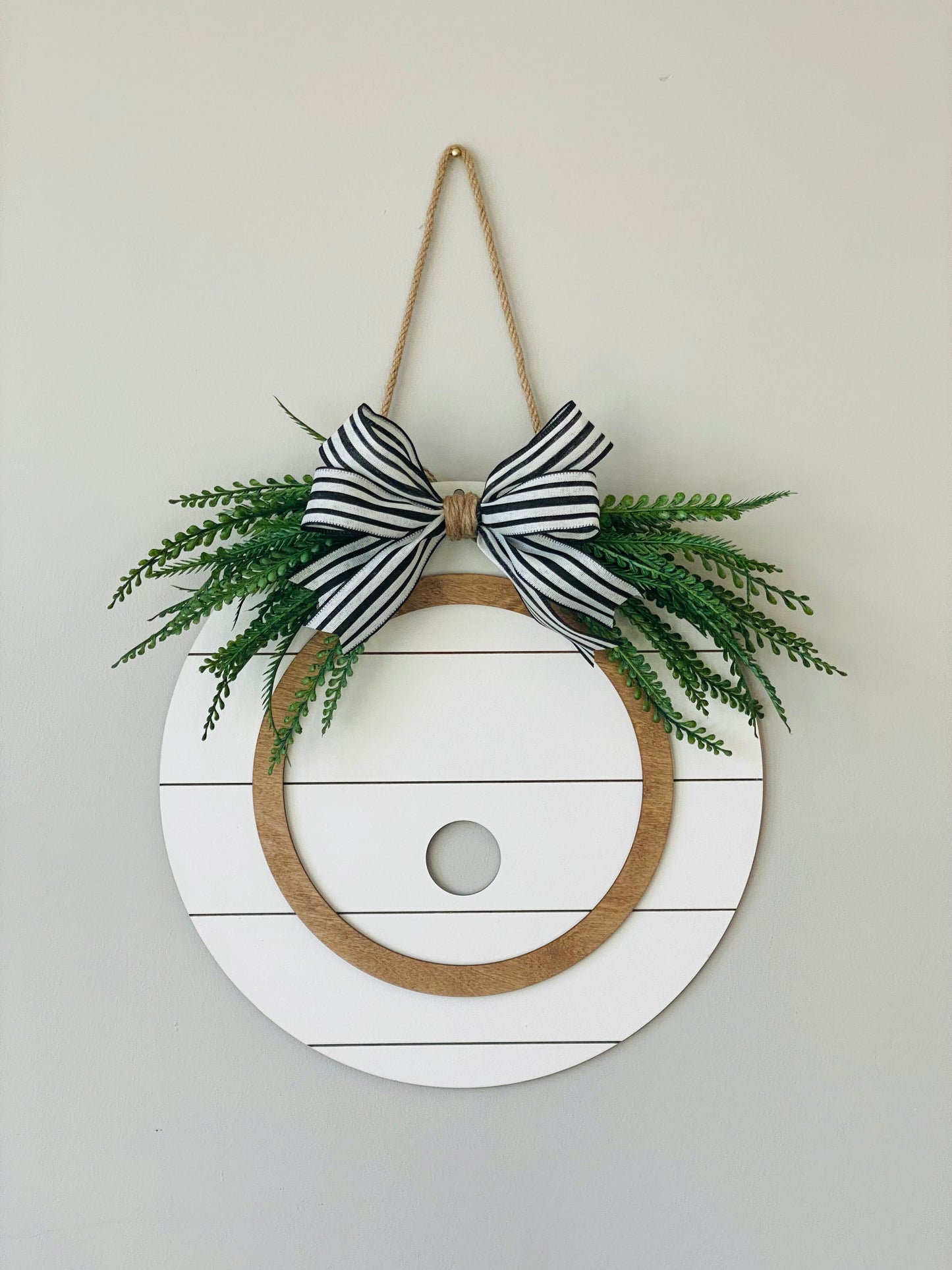 15” Interchangeable Door Hanger