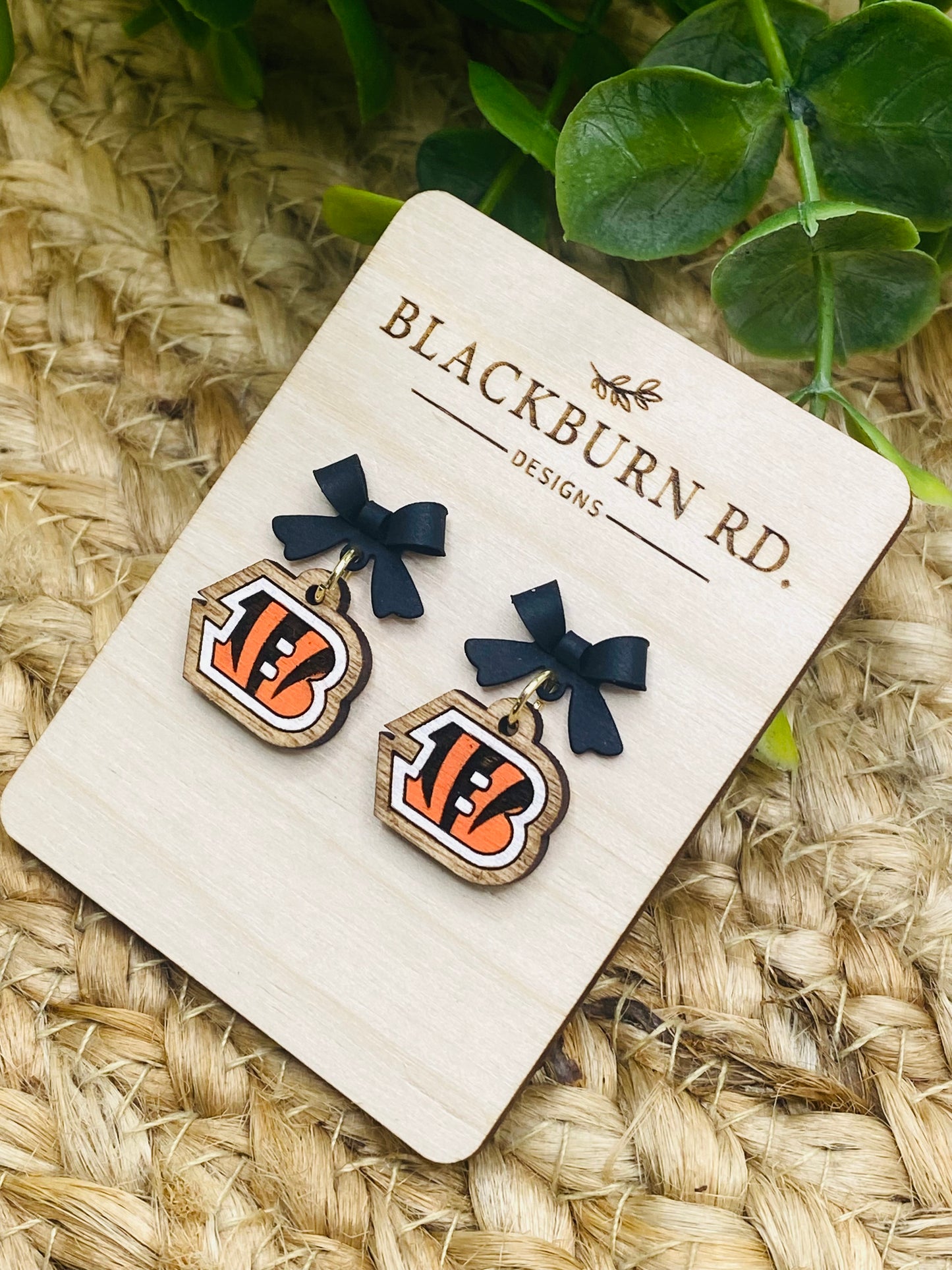 Petite Black Bow Bengals B Dangle