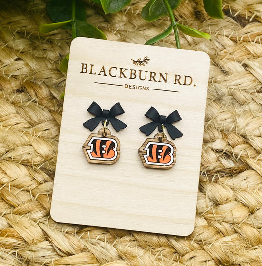 Petite Black Bow Bengals B Dangle