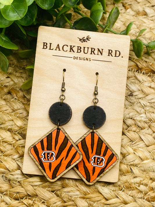 Tiger Stripe B Logo Earrings