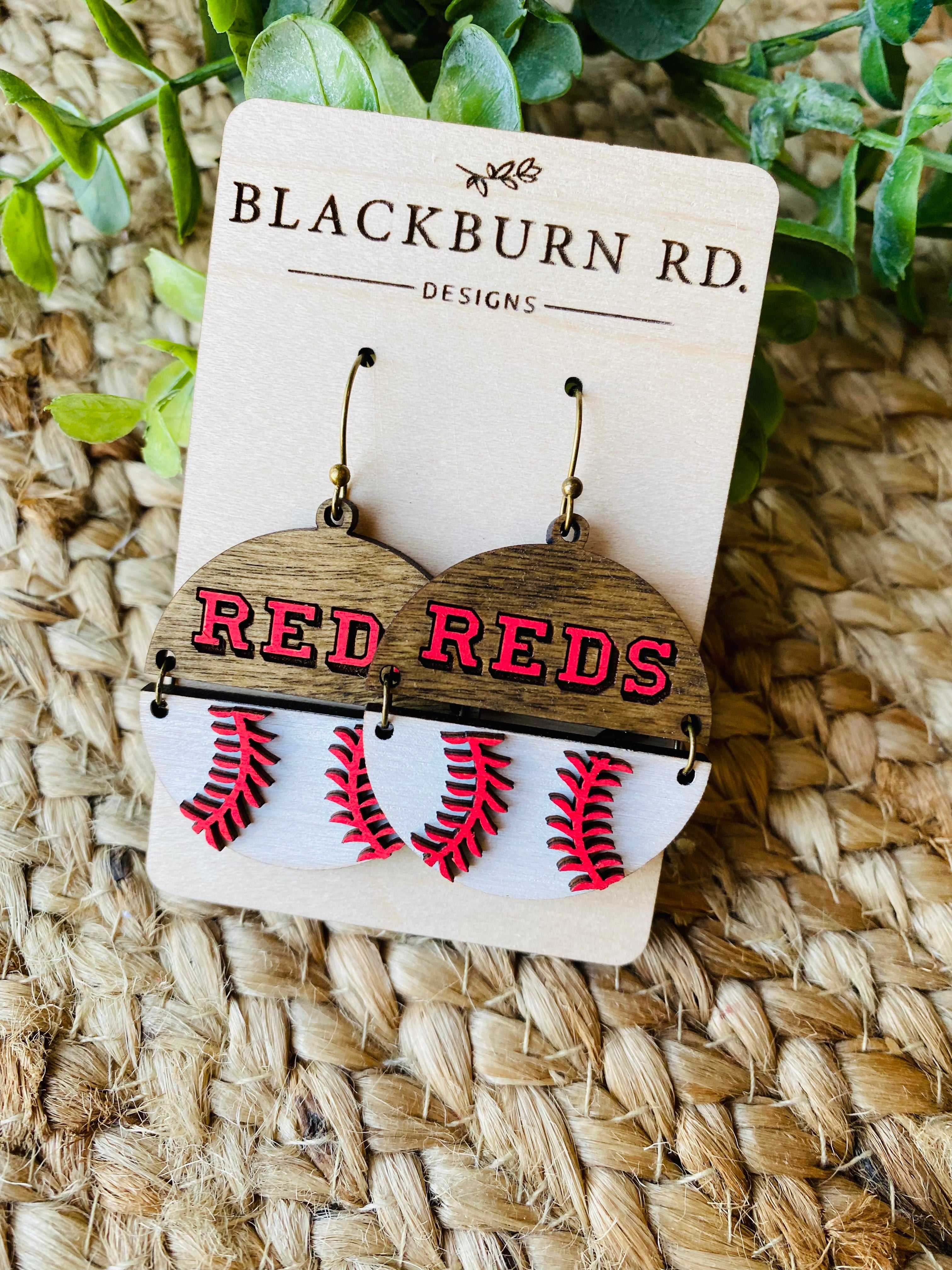Reds Split Round Dimensional Dangles – Blackburn Rd. Designs